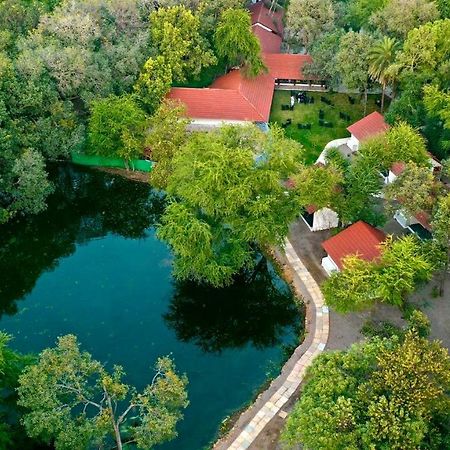 Aranya Vilas - A Nature Resort Udajpur Exteriér fotografie