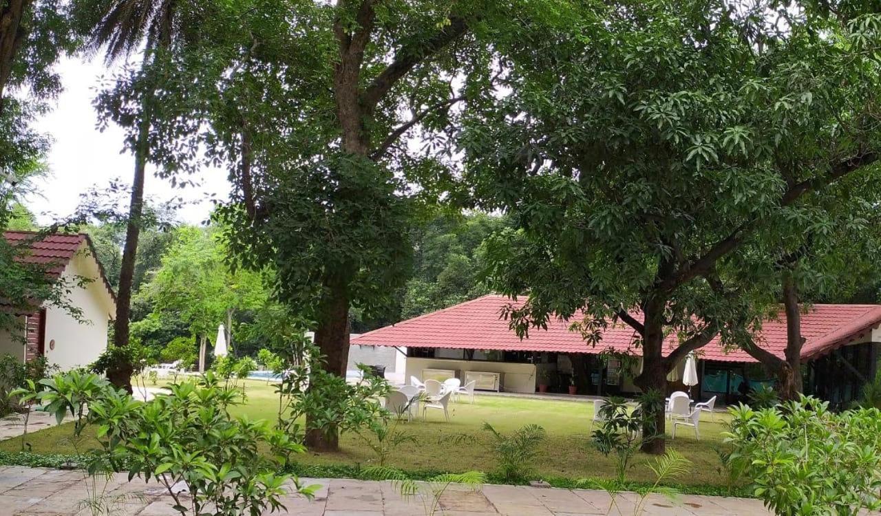 Aranya Vilas - A Nature Resort Udajpur Exteriér fotografie
