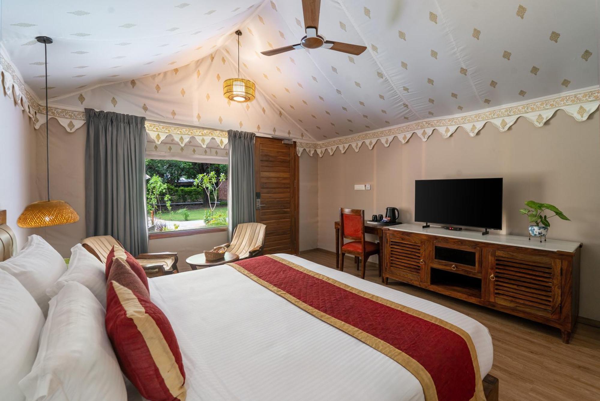 Aranya Vilas - A Nature Resort Udajpur Exteriér fotografie